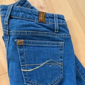 Aura jeans by wrangler